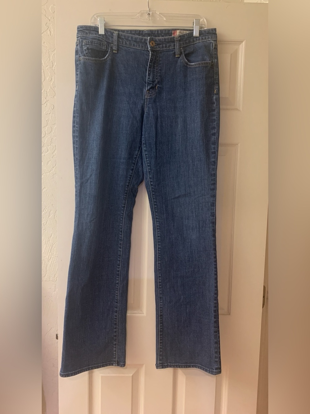 GAP Women's Blue Straight Leg Jeans